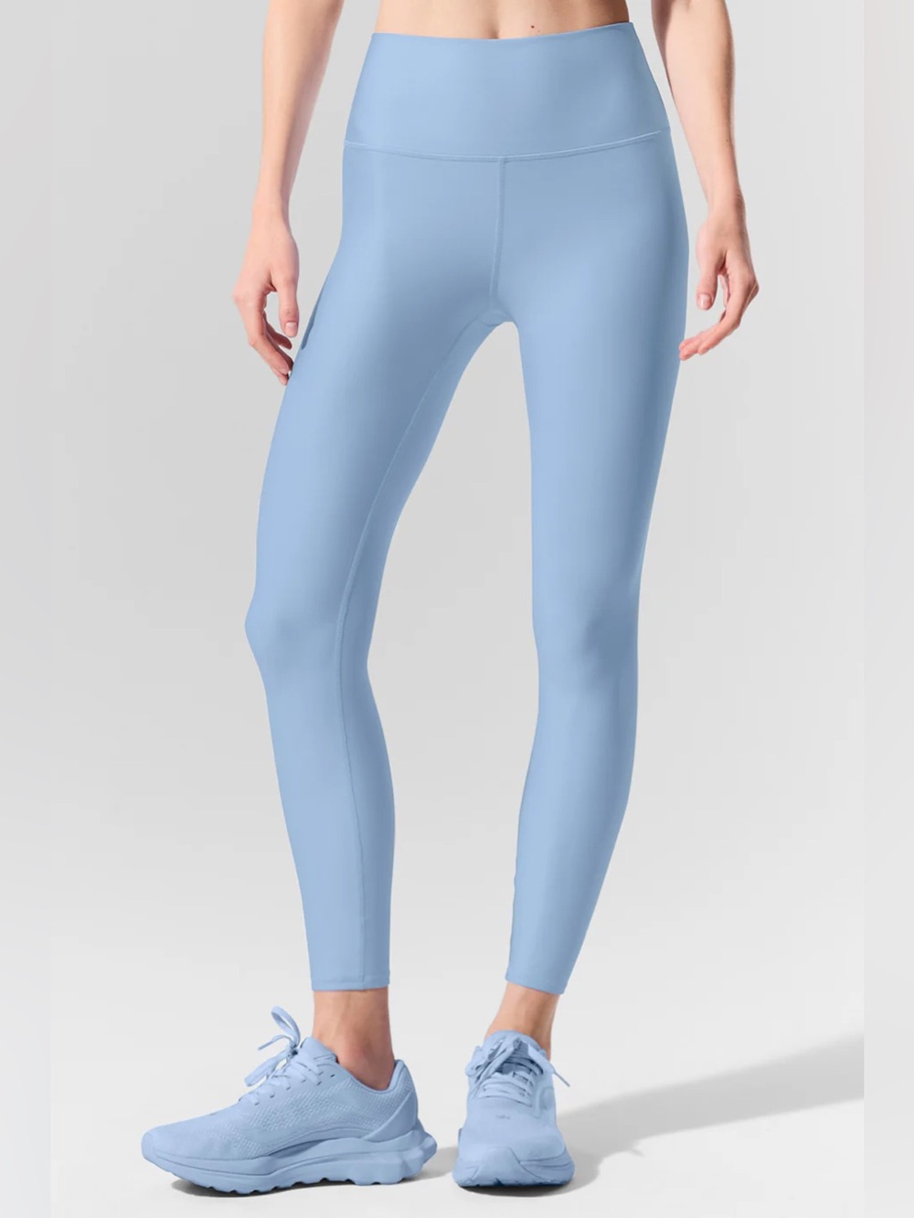 ALO Yoga High-Waist Airlift Legging in Seashell Blue - S